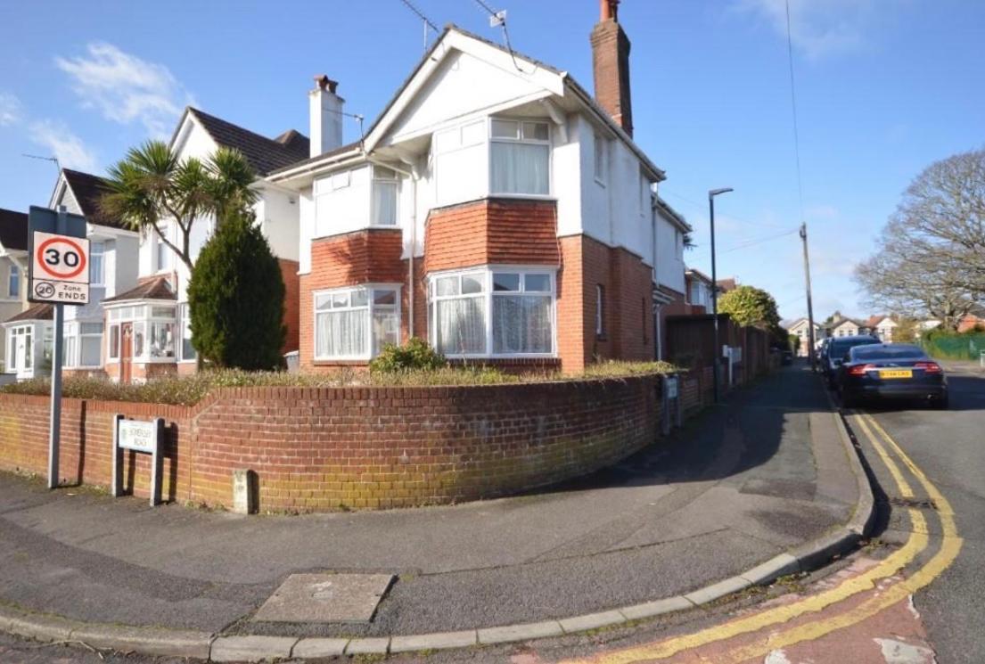 Winton House Home Stay Bournemouth Eksteriør billede