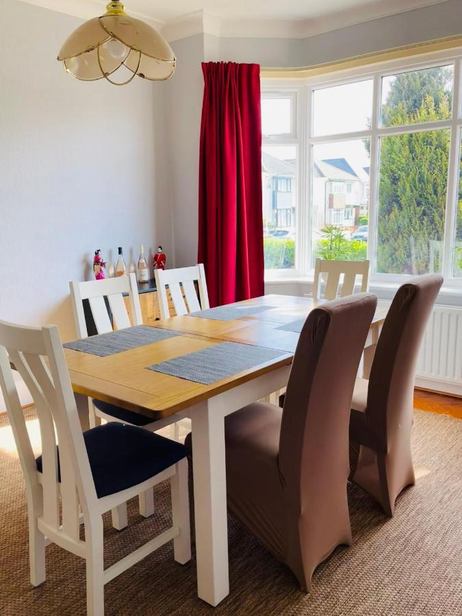 Winton House Home Stay Bournemouth Eksteriør billede